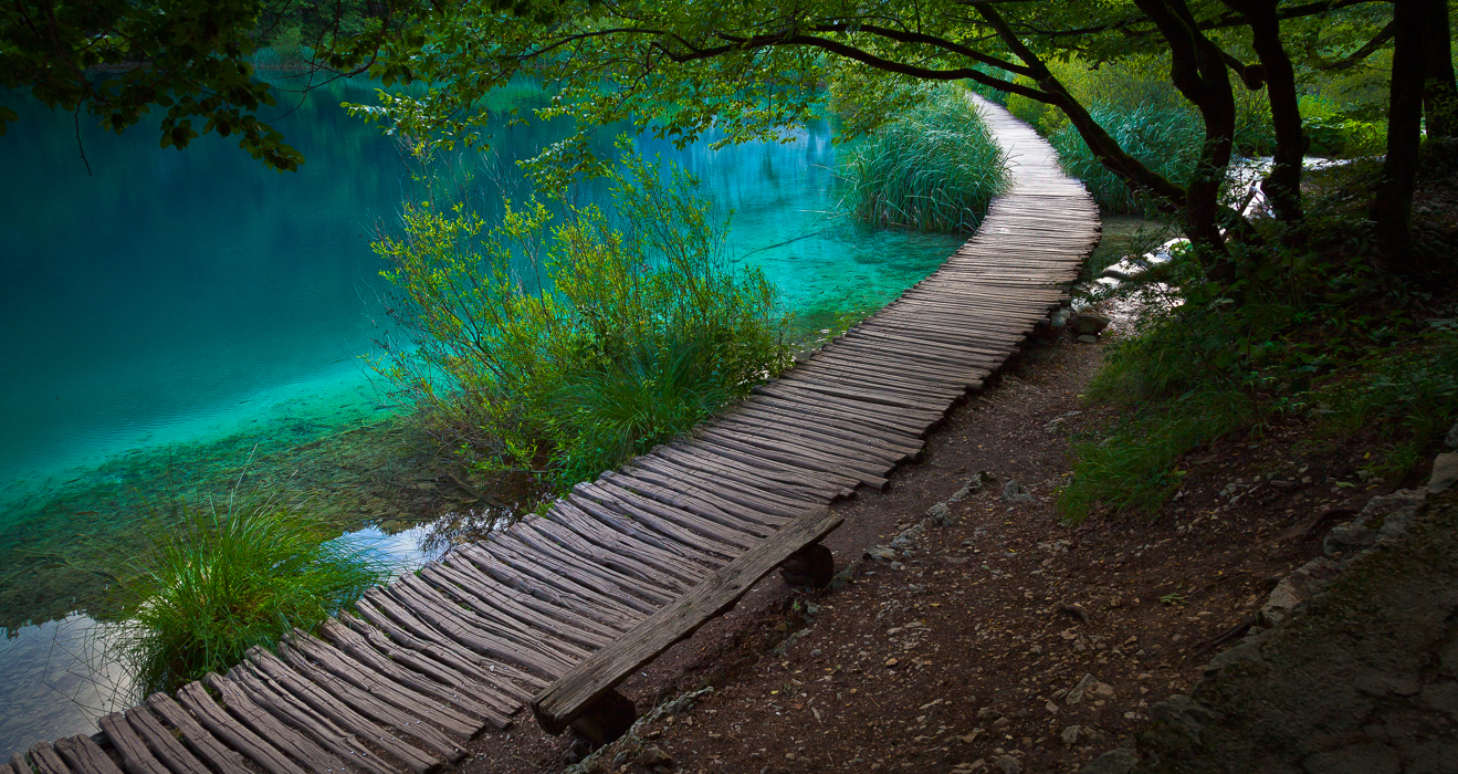 Plitvice Lakes National Park: A Nature Lover's Paradise article image